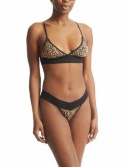 HANKY PANKY Printed DreamEase™ Low Rise Thong Exclusive So Wild 8 HANKY PANKY Printed DreamEase™ Low Rise Thong Exclusive So Wild -HANKY PANKY Shop Hanky Panky Printed DreamEasetm Low Rise Thong Exclusive So Wild SO WILD View 4